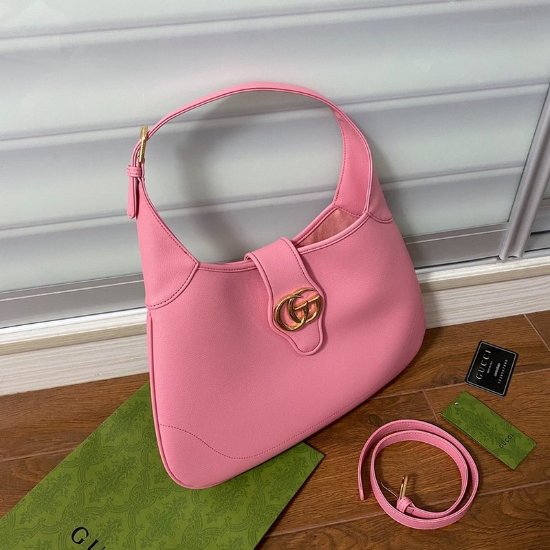 Gucci Handbags 866